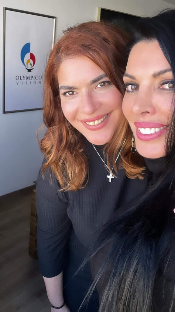 Είχα τη χαρά να υποδεχθώ στα γραφεία της Olympico Vision τη κειμενογράφο του Βρετανικού Παλατιού , CEO Victorius Network και εμπνεύστρια του Greek Festival Andriana Manetta… συζητήσαμε τρόπους συμπόρευσης και συνεργασίας ανάδειξης των οραμάτων μας!!!
